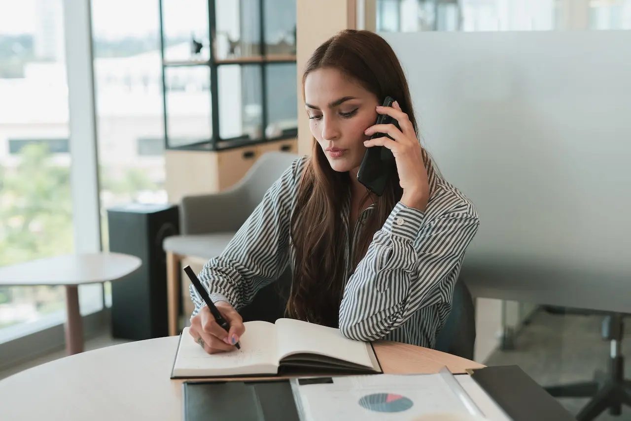 Cómo incluir el Teléfono en el currículum